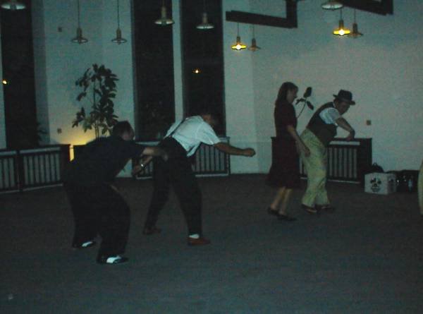 2002-09-27 DanceCamp2002