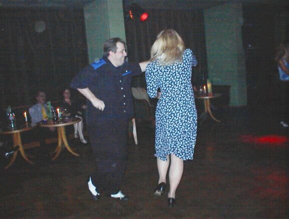 2002-11-22 Record Hop im Grünen Salon