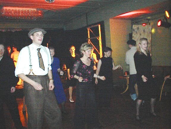 2001-12-21 Weihnachtsswing